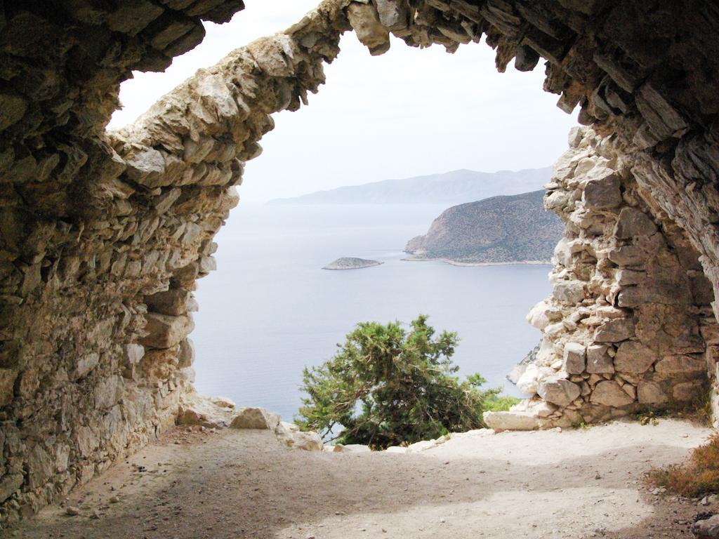 Thomas Hotel Monolithos  Exterior photo
