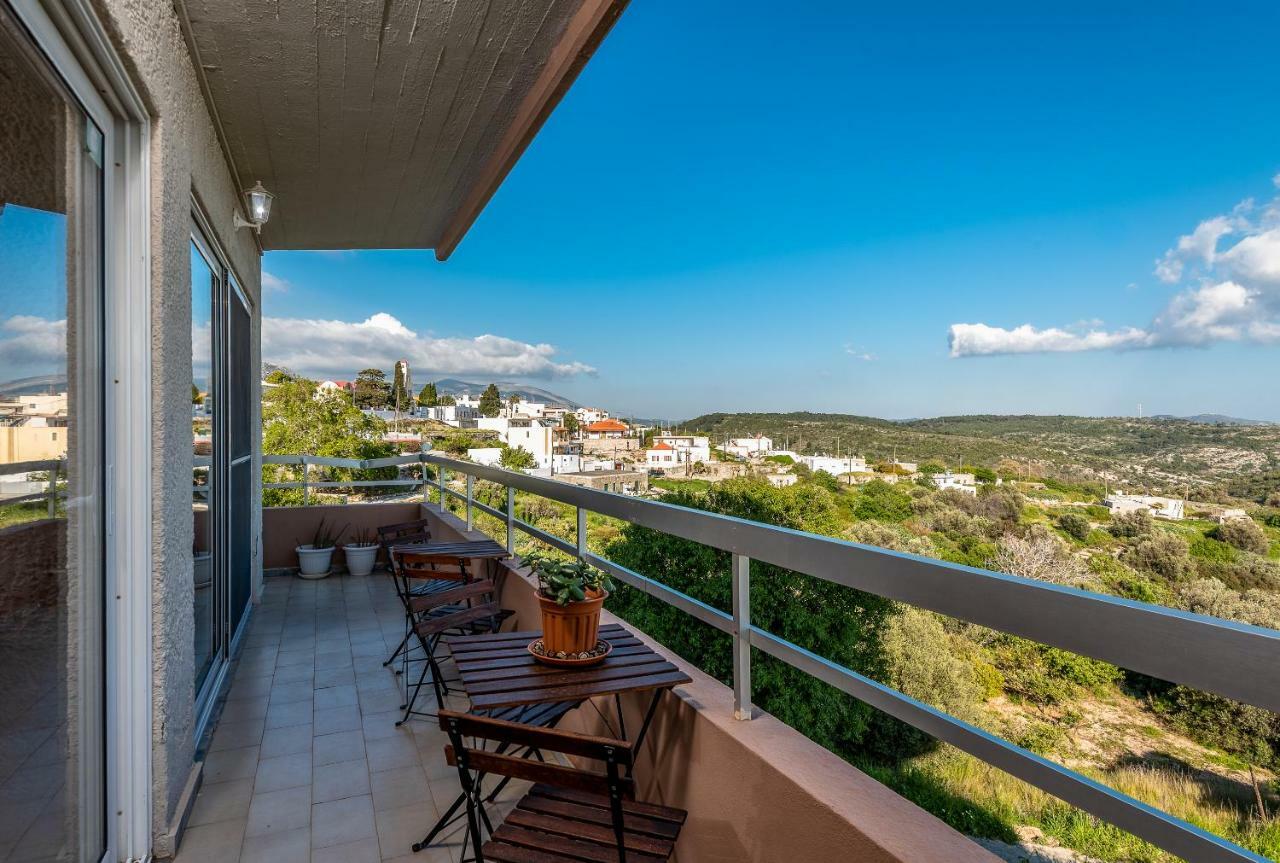 Thomas Hotel Monolithos  Exterior photo